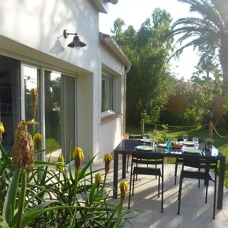 Mas Picton 4* 아르젤레쉬르메르